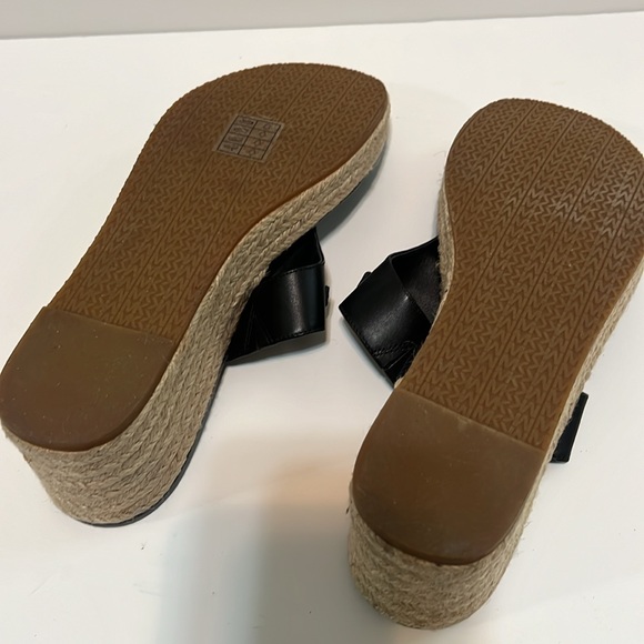 MICHAEL Michael Kors Tilly Thong Espadrille Sandal- size 10 - Picture 6 of 6